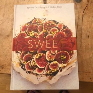 Sweet dessert Cookbook by Ottolenghi and Goh
